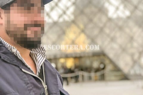 escorts - Boys - Adam Jones - Sou brasileiro moreno alto, gosto de safadezas, posso ser selvagem ou carinhoso a escolha é sua