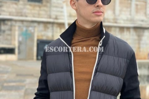 escorts - Boys - Lourenzo - Sou autêntico, um acompanhante dedicado e especial e estou louco para lhe proporcionar O melhor encontro da sua vida. 